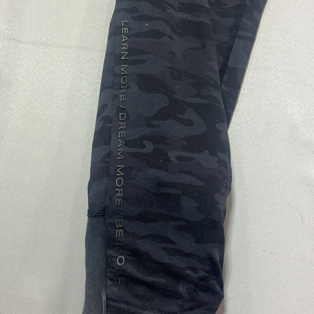 Alphalete men’s dark camo joggers - Picture 4 of 10